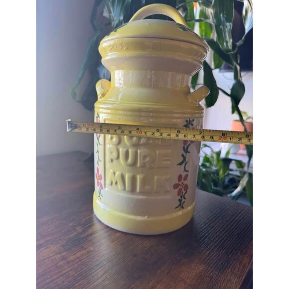 Vintage 1970s Country Yellow Hand-Painted "5 Gallon Pure Milk" Ceramic Canister - Picture 9 of 10